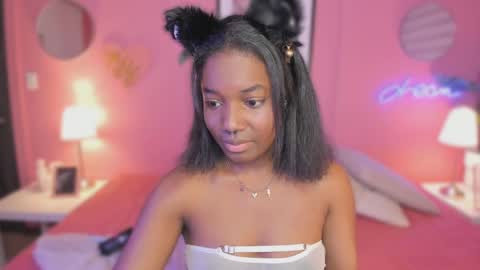 annia online show from September 19, 8:42 pm