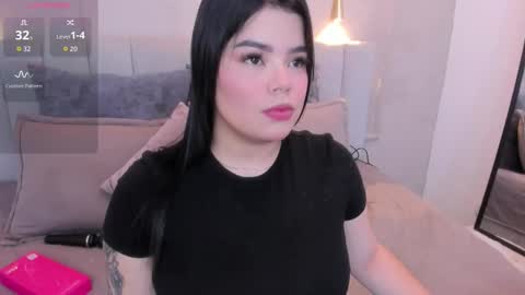 annie_20_ online show from March 3, 12:11 pm