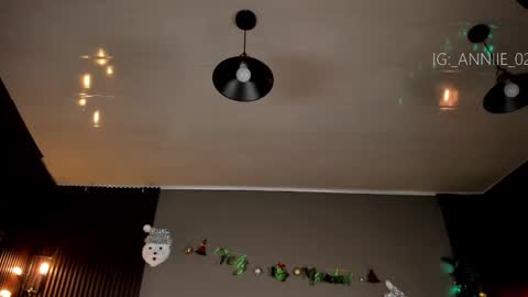 annie_barozzi online show from December 21, 12:59 pm