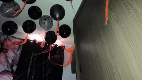 A N G E L online show from November 1, 7:27 pm