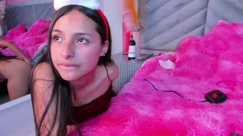   online show from December 14, 4:20 pm