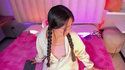   online show from January 7, 3:09 am