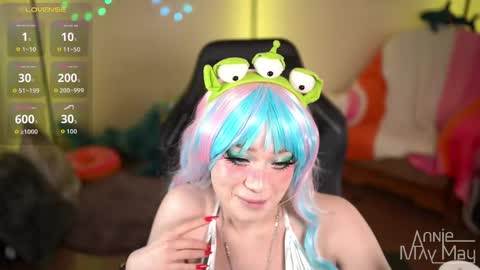 Annie May   online show from April 19, 5:18 am