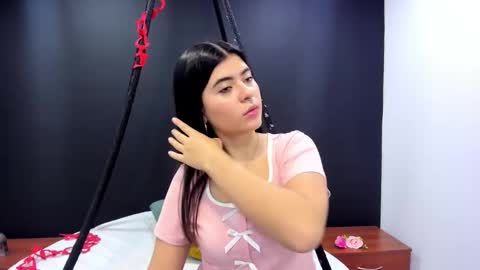 Annie online show from February 20, 1:00 pm