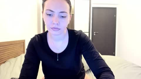 Annie online show from November 15, 3:52 pm