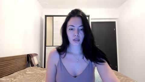 Annie online show from January 11, 4:01 pm