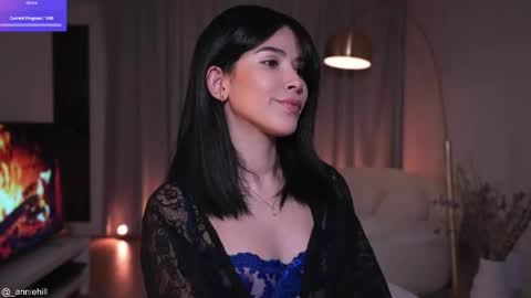 Snapshot of anniehillofficial_ chatting on September 28, 8:25 pm anniehillofficial_ online show from September 28, 8:25 pm