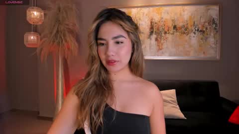 Annie Monroe online show from March 7, 11:29 am