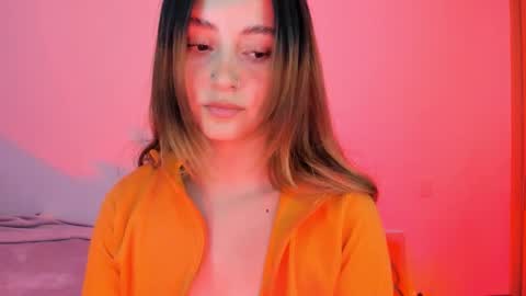 Annie online show from November 28, 1:41 am