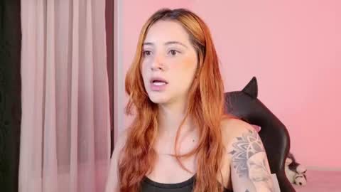 Snapshot of anniemora_ chatting on July 17, 3:13 am Annie online show from July 17, 3:13 am