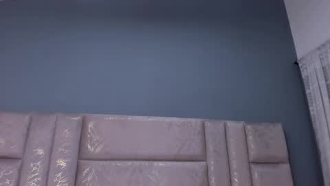 Snapshot of annienasty chatting on October 15, 11:43 am Annie online show from October 15, 11:43 am