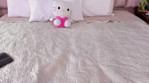 Snapshot of annienasty chatting on November 1, 12:51 pm Annie online show from November 1, 12:51 pm