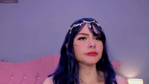 Annie online show from December 20, 12:23 pm