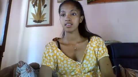 anniesexy1 online show from January 6, 10:19 am