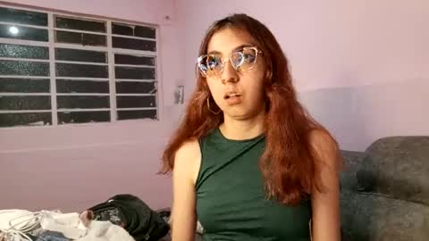 Annie Sparkle online show from October 15, 4:34 am