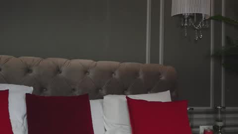 AnnieStyles online show from November 14, 5:39 am