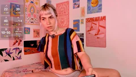 annietinky online show from February 12, 12:38 am