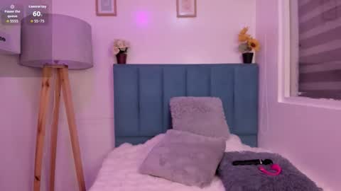 Annie Evans  online show from December 3, 4:16 pm