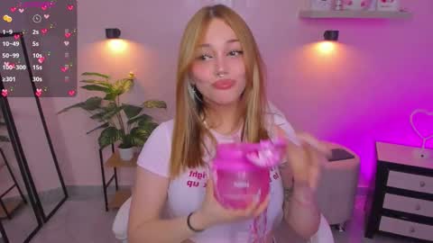 VIVIANNA online show from March 2, 3:20 am