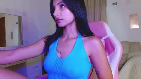 AnnaS online show from April 29, 4:05 am