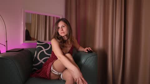 annittastar online show from March 31, 3:19 am