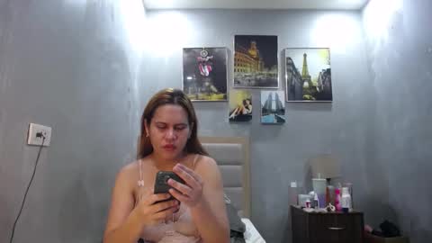 Snapshot of annsarapkopo chatting on December 2, 5:04 am ANN online show from December 2, 5:04 am