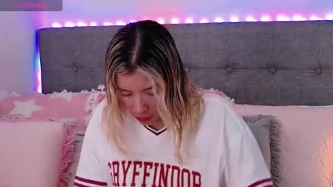 Antonella Lee online show from January 14, 6:13 pm