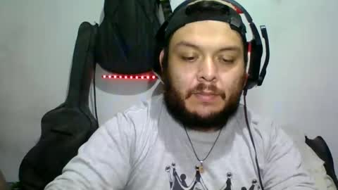 Snapshot of annubixxx69 chatting on February 4, 1:33 am lion kennedy independent model moderator online show from February 4, 1:33 am