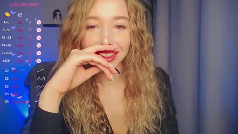 Ann online show from October 26, 1:17 pm