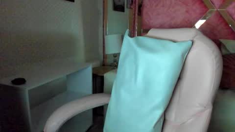 Anny bridge online show from November 6, 9:26 pm