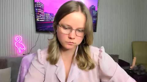 Snapshot of anny_love_you chatting on October 30, 8:31 pm anny_love_you online show from October 30, 8:31 pm