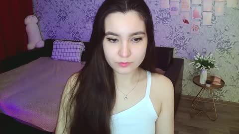Snapshot of anny_shine chatting on December 6, 12:12 am Annie online show from December 6, 12:12 am