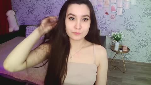 Snapshot of anny_shine chatting on December 7, 3:47 am Annie online show from December 7, 3:47 am