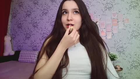 Snapshot of anny_shine chatting on December 18, 5:04 am Annie online show from December 18, 5:04 am