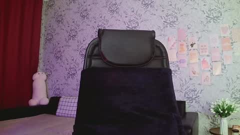Snapshot of anny_shine chatting on December 24, 10:28 pm Annie online show from December 24, 10:28 pm