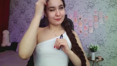 Snapshot of anny_shine chatting on January 7, 4:50 am Annie online show from January 7, 4:50 am