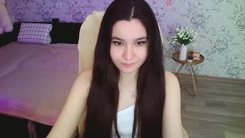 Snapshot of anny_shine chatting on January 21, 8:30 am Annie online show from January 21, 8:30 am