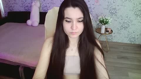 Snapshot of anny_shine chatting on February 7, 6:35 am Annie online show from February 7, 6:35 am
