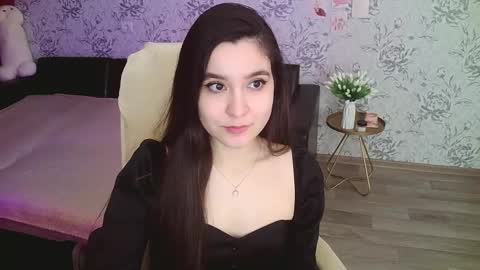 Snapshot of anny_shine chatting on February 12, 3:07 am Annie online show from February 12, 3:07 am