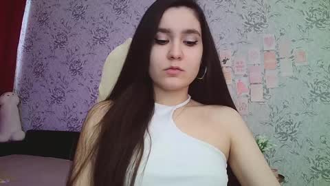 Snapshot of anny_shine chatting on March 2, 7:32 am Annie online show from March 2, 7:32 am