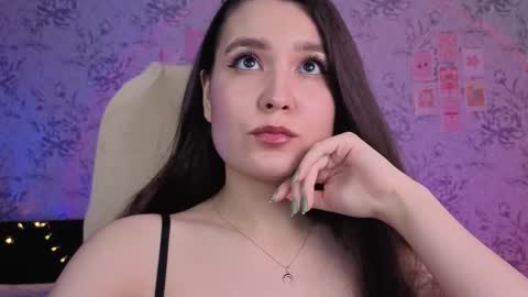 Annie online show from October 23, 6:50 pm