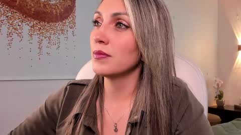 Snapshot of anny_sweet72 chatting on February 24, 11:54 am Anny online show from February 24, 11:54 am