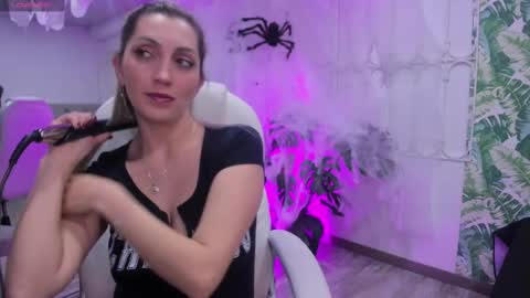 Snapshot of anny_sweet72 chatting on October 2, 12:45 pm Anny online show from October 2, 12:45 pm