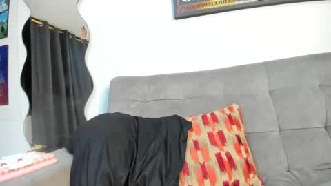 BABY ANNY   INSTAGRAM Annycutie20 online show from April 11, 7:45 am