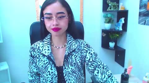 Anny online show from March 3, 3:53 pm