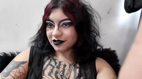 Annie online show from February 13, 9:22 pm