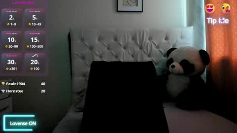 Melani online show from April 11, 7:51 pm