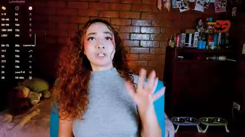 Snapshot of annycolin chatting on February 10, 3:21 am Anny IG online show from February 10, 3:21 am