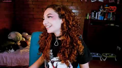 Snapshot of annycolin chatting on February 15, 9:55 pm Anny IG online show from February 15, 9:55 pm