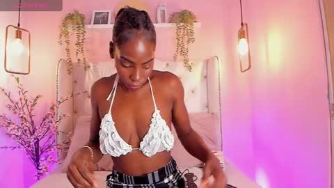 Snapshot of annyfiore chatting on December 26, 3:38 am Anny online show from December 26, 3:38 am